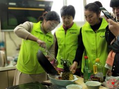 南阳月嫂泓德家政公司_母乳喂养早知道